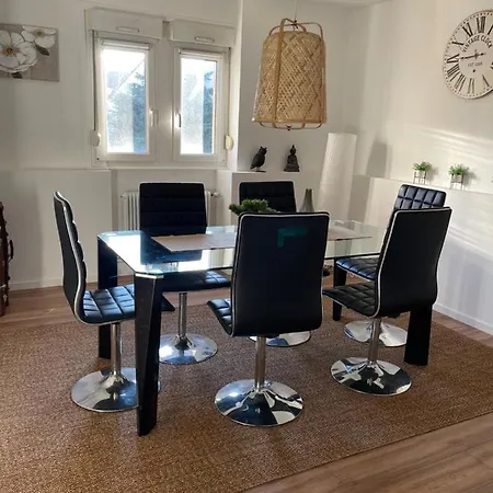 Les Lavandieres Apartment