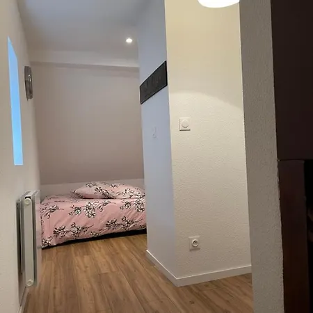 Les Lavandieres شقة