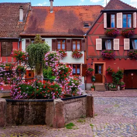 Les Lavandieres Apartment *