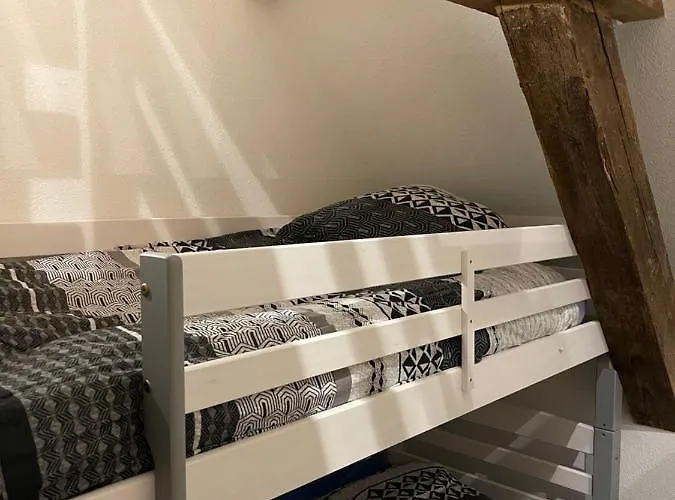 Les Lavandieres Apartment *